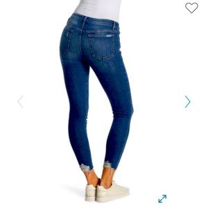 Joe’s jeans skinny ankle dark wash jean 27